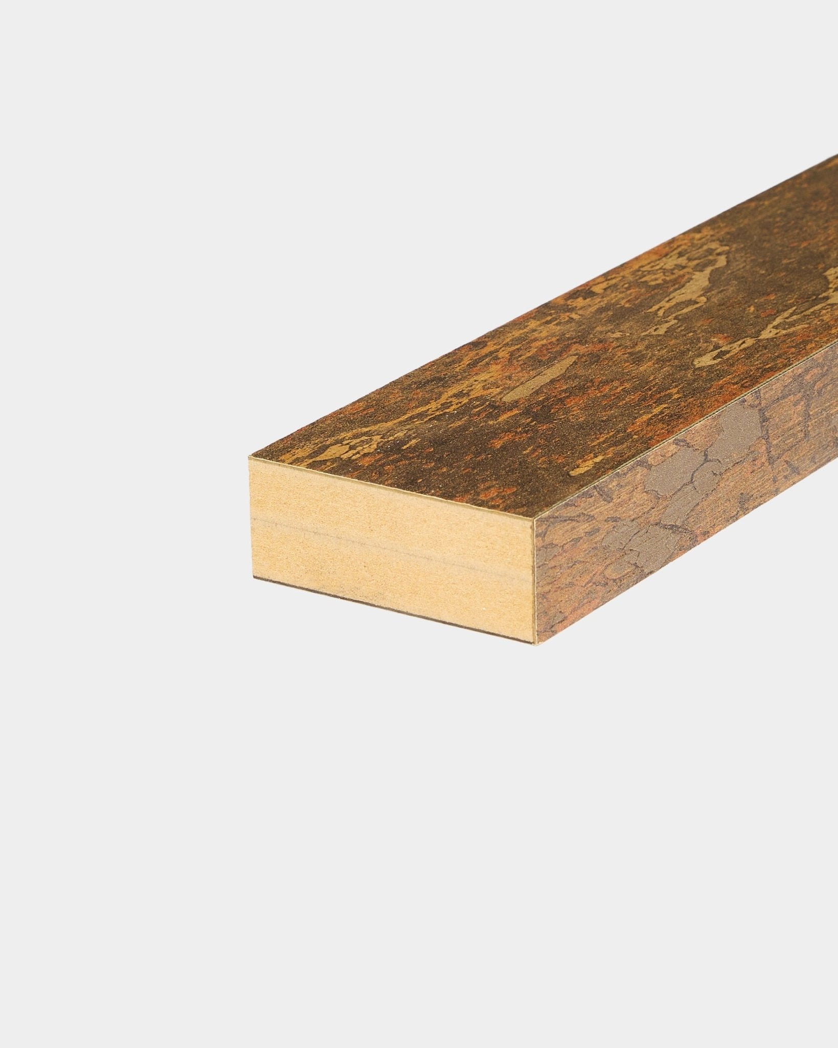 WoodUpp Akupanel endelamell i Oxide Copper-finish, 6,7 cm bred, laget for sømløs Akustikkpanel eller spilevegg Montering på alle overflater.